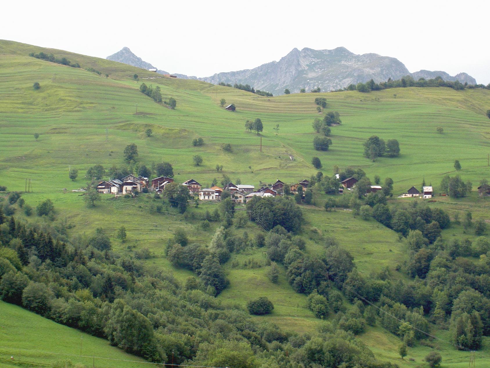 Village vue de la Charmette